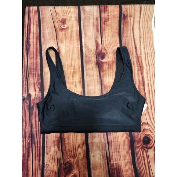 NWT Black Old Navy Sports Bra, Medium - Picture 1 of 7